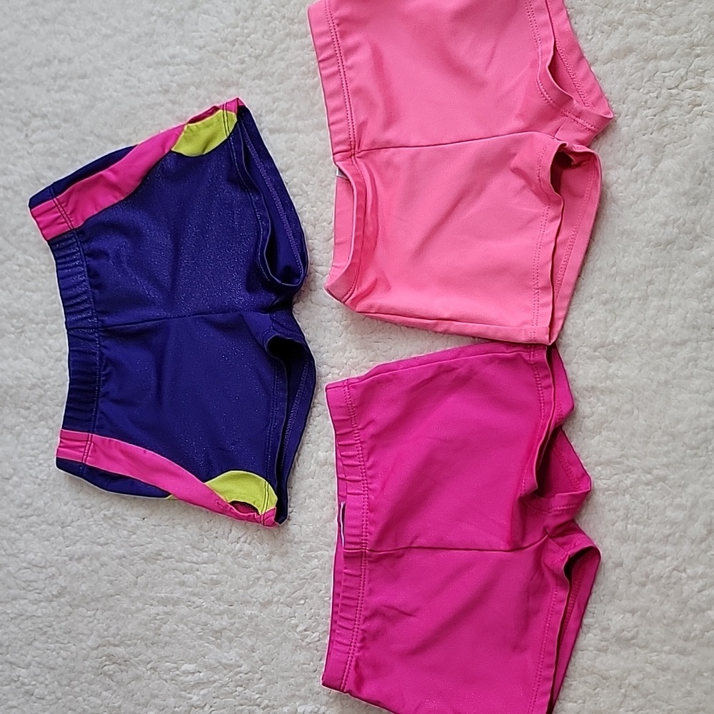 Freestyle Danskin S 6/6X Colorful Shorts Set